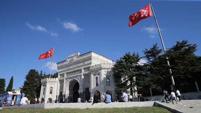 Bakan Selçuk: “Akademik Çalışma Programı Başvurularında Yarın Son Gün”