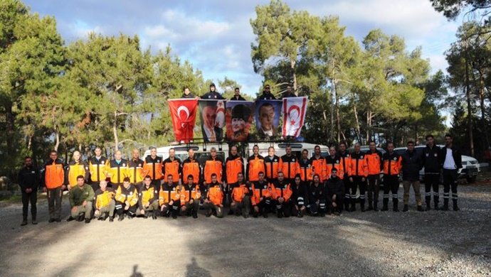 liderlerimiz merhum Dr. Küçük ve merhum Rauf R. Denktaş’ı anma yürüyüşüne katıldı