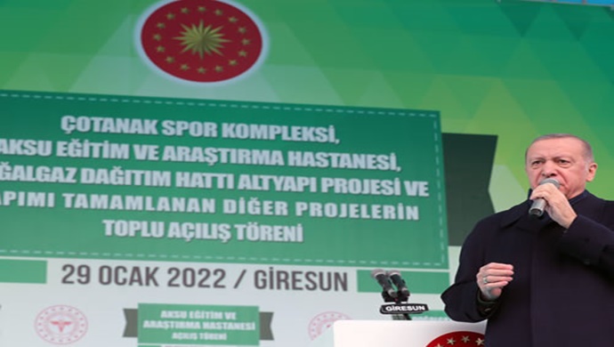 “Bölgesinde ve dünyada giderek daha çok güçlenen bir devletimiz, istihdamı ve üretimiyle giderek büyüyen bir ekonomimiz var”