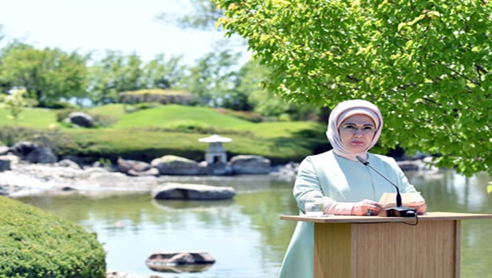 Emine Erdoğan, Kaman Kalehöyük Arkeoloji Müzesi ve Japon Bahçesi’ndeki Müzeler Günü etkinliğine katıldı