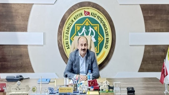 AĞRI İLİ DAMIZLIK KOYUN KEÇİ YETİŞTİRİCİLERİ BİRLİĞİ BAŞKANI MEHMET NURİ SAMANCI `DAN 1 MAYIS EMEK VE DAYANIŞMA GÜNÜ KUTLAMA MESAJI