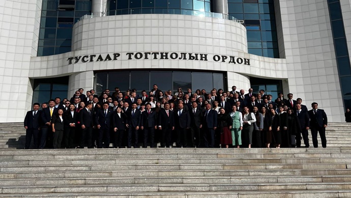 Делегация «Молодой Гвардии Единой России» встретилась в Улан-Баторе с руководством Монгольской народной партии и Социал-демократического союза молодёжи Монголии (СДСМ)