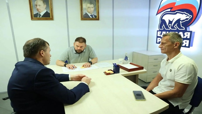 Евгений Поддубный провёл приём ветеранов и членов семей участников СВО